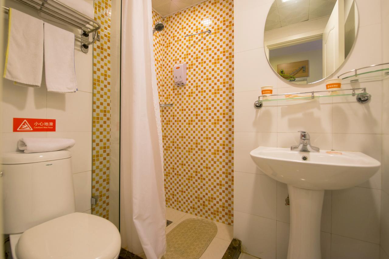 Home Inn Central Avenue Pedestrain Street Cáp Nhĩ Tân Ngoại thất bức ảnh