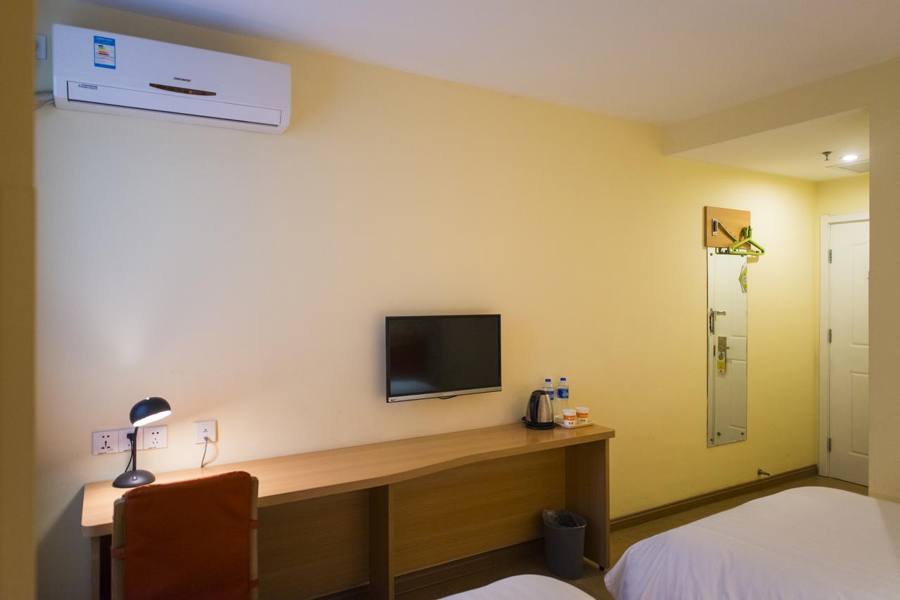 Home Inn Central Avenue Pedestrain Street Cáp Nhĩ Tân Ngoại thất bức ảnh