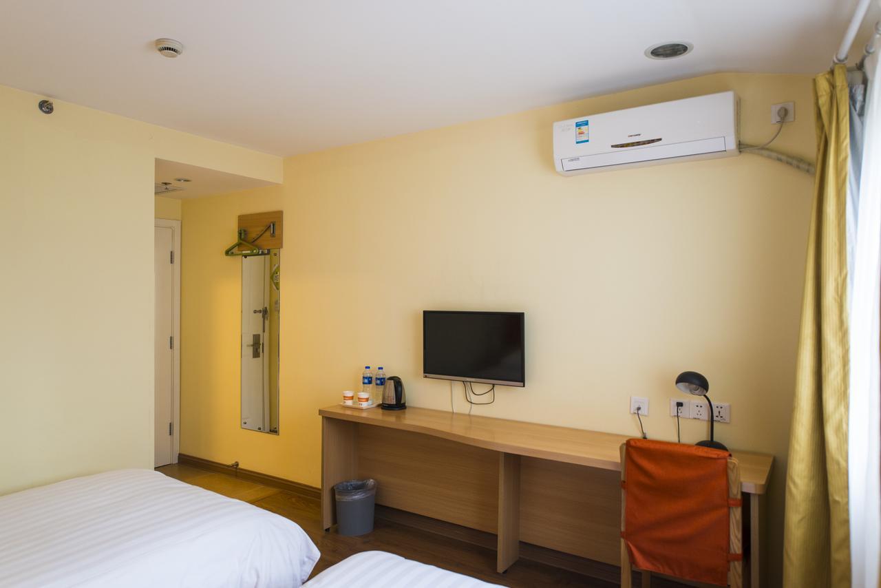 Home Inn Central Avenue Pedestrain Street Cáp Nhĩ Tân Ngoại thất bức ảnh