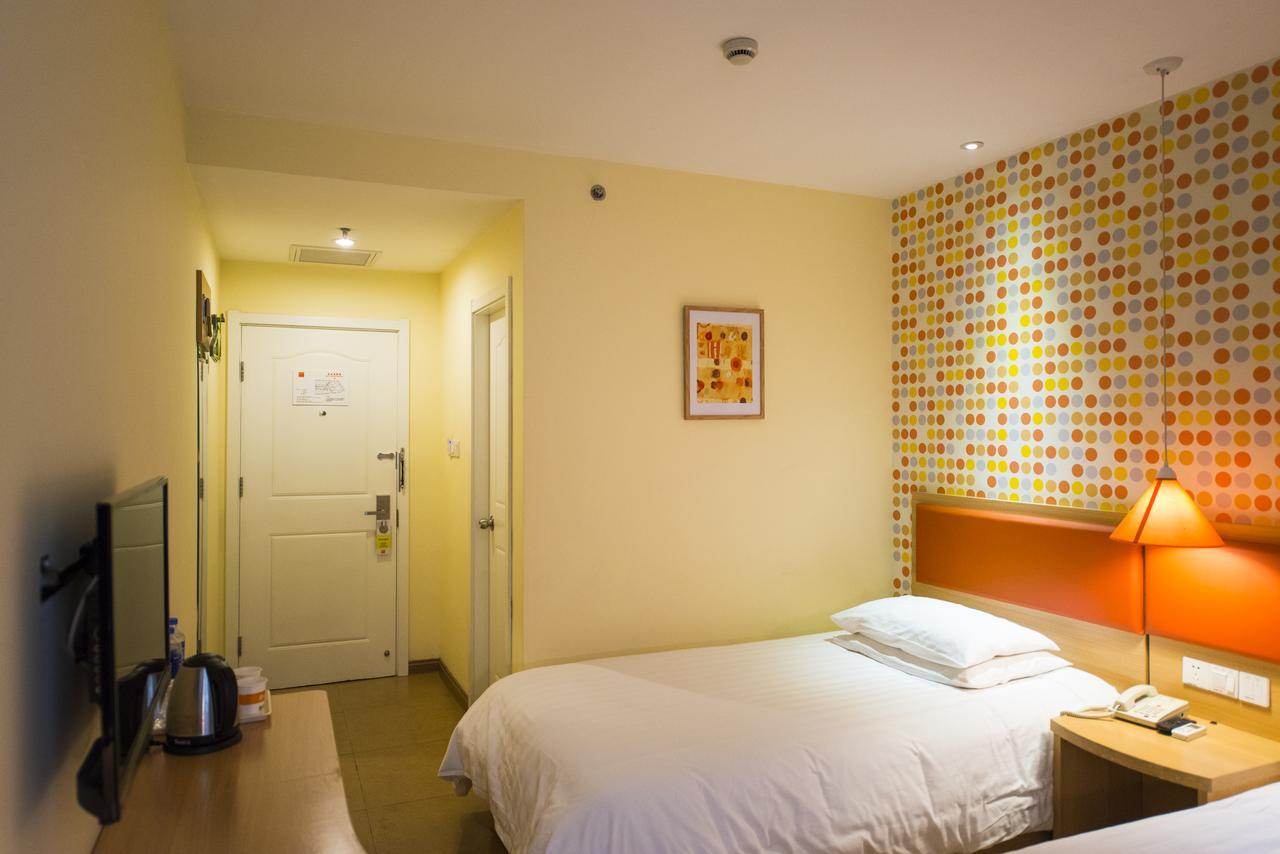 Home Inn Central Avenue Pedestrain Street Cáp Nhĩ Tân Ngoại thất bức ảnh